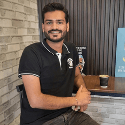 Shubham Maheshwari's photo